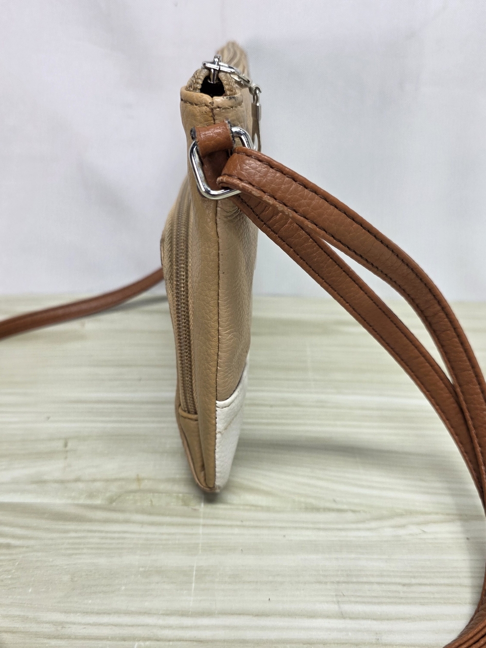 3/$15 Tignanello Tan and Cream Crossbody with Brown Strap - Picture 4 of 10